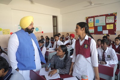 Harjot Singh Bains interacts with Students of School of Eminence, Mohali